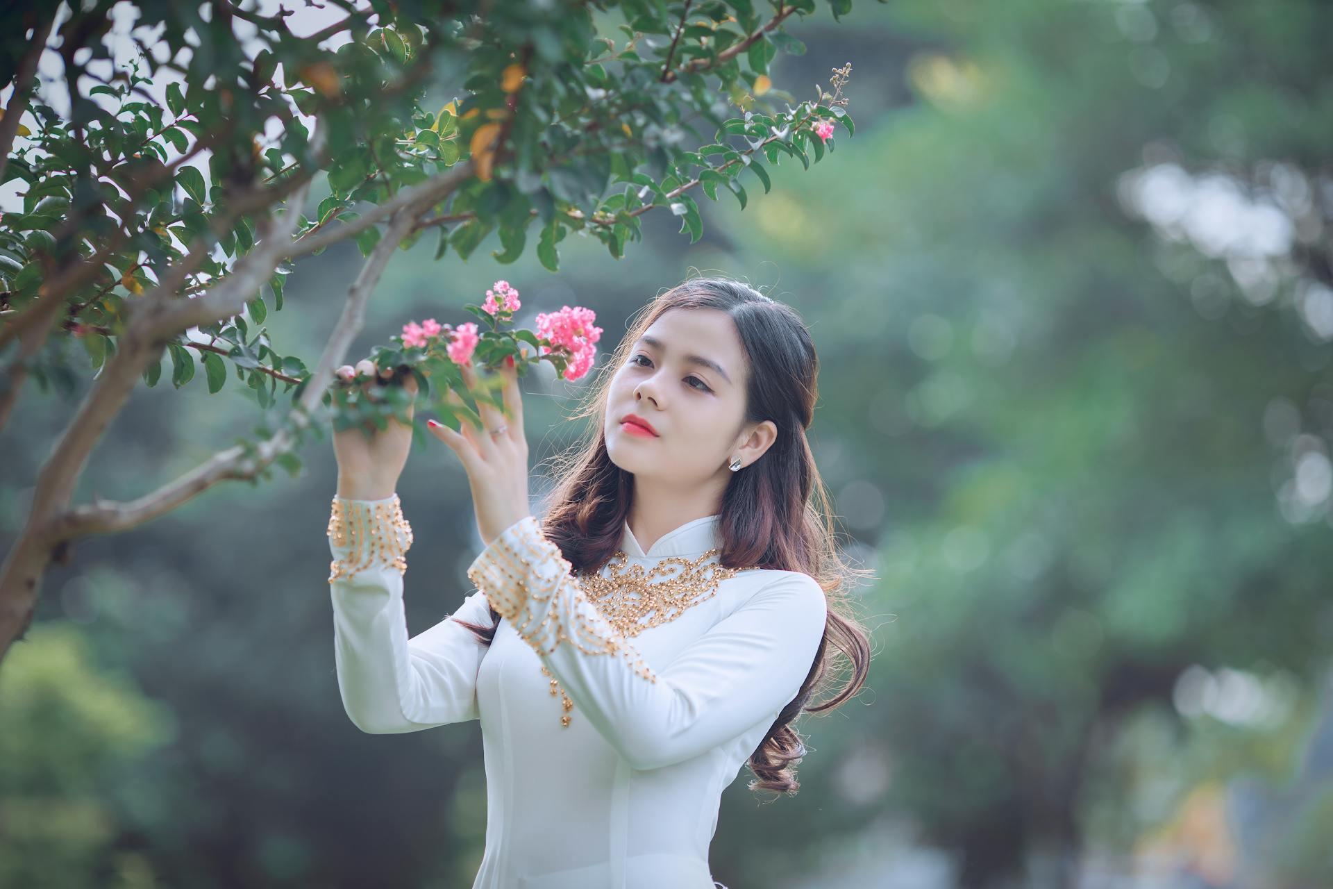 人老了就开始怀念以前的日子了
